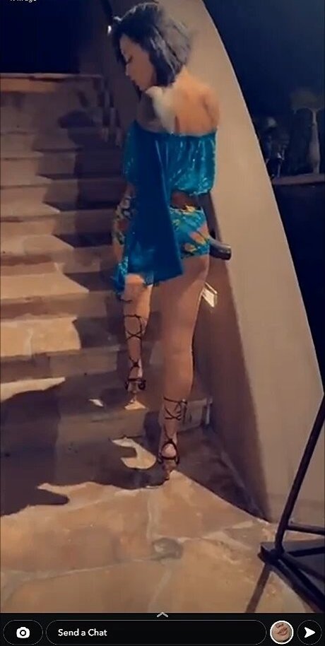 フィットオンリーファン 無料エロ 画像