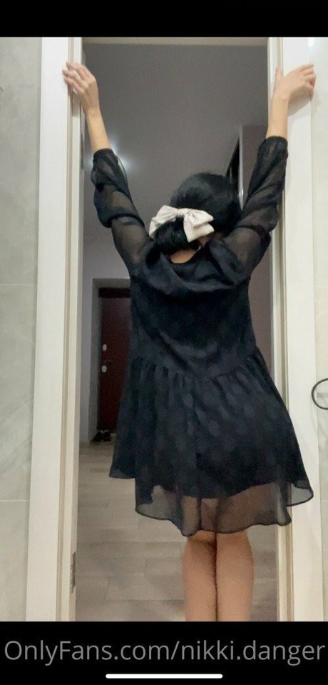 スキニーモデルオンリーファンズ 素敵 写真