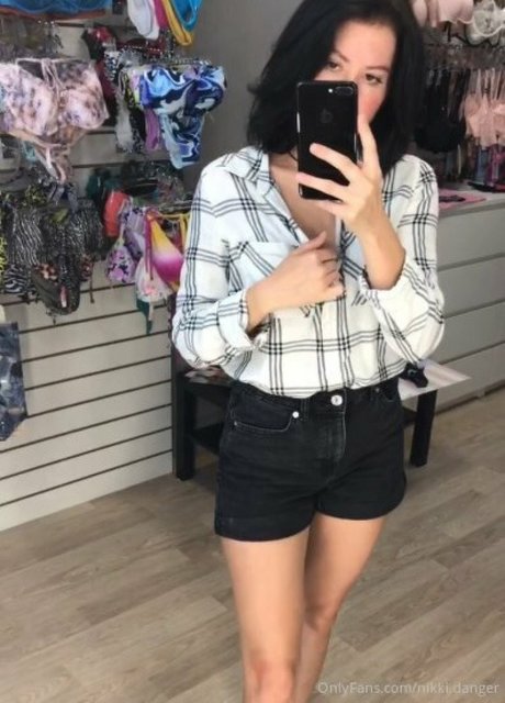 妊娠中のオンリーファンズ ホットヌード ギャラリー