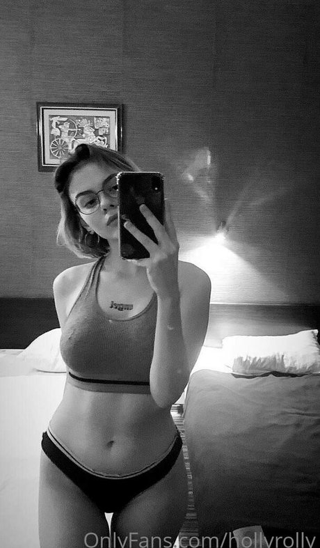 hollyrolly 独占女優 画像