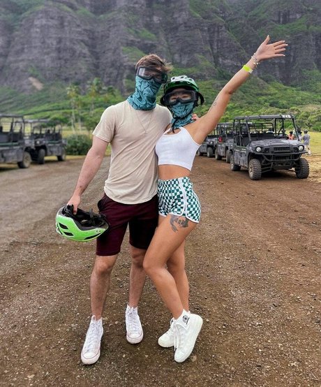 vivacious honey ポルノスター エロティック 写真