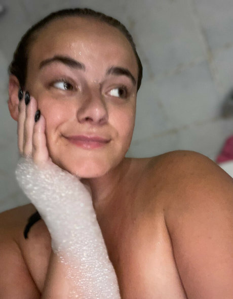 Tiffany Kelly 完璧なモデル 写真