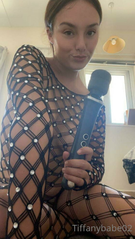 巨乳カップルオンリーファンズ ホットセックス ギャラリー