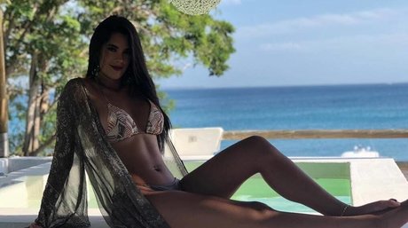 ビキニオンリーファン アダルト無料 画像