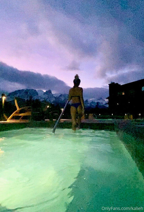 Kalieh 素敵なモデル アーカイブ