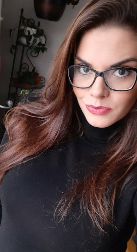 巨乳ストリップオンリーファンズ 限定 ギャラリー