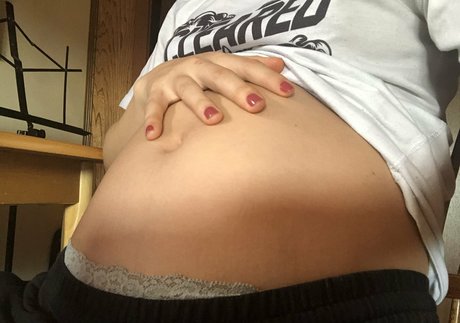 Lilly Brown 完璧なモデル 写真