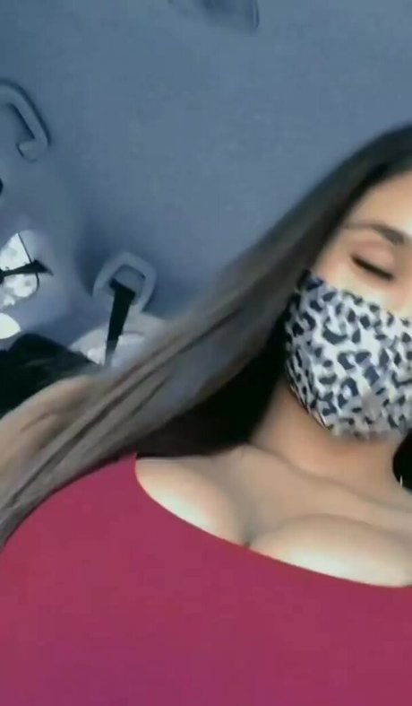 Melu Denise トップモデル 写真