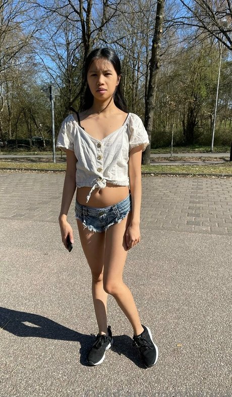 ヌード熟女オンリーファンズ えろ 写真