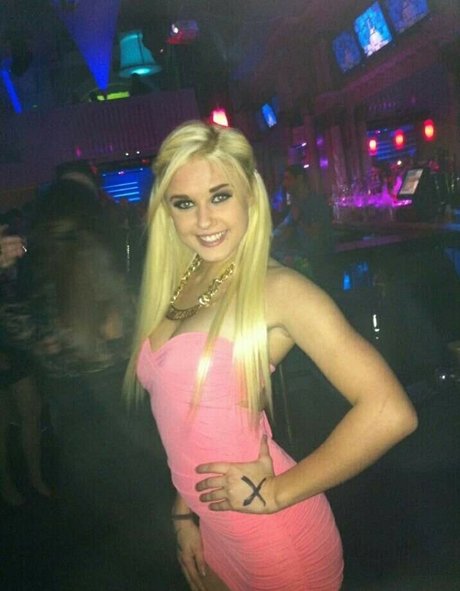 モンスターコックオンリーファンズ ポルノ ギャラリー