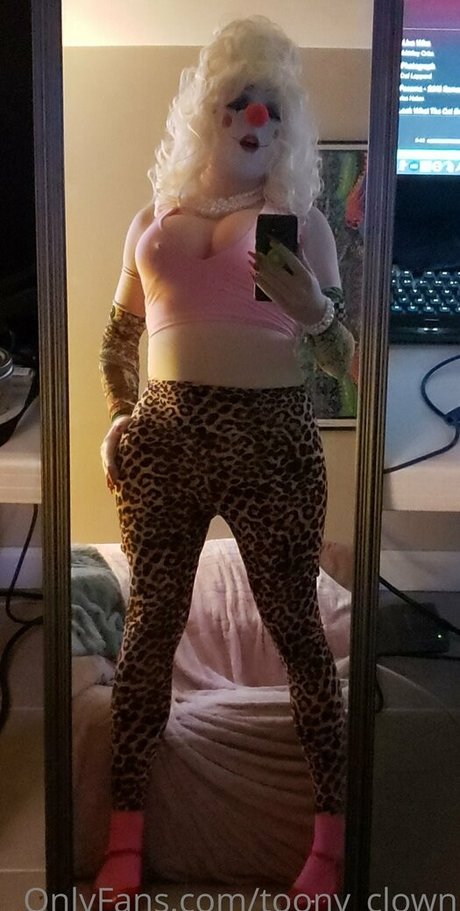 toony clown プロフィール写真