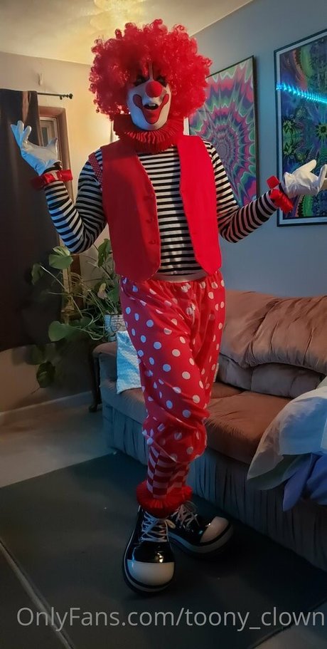 toony clown ポルノスター 裸 画像
