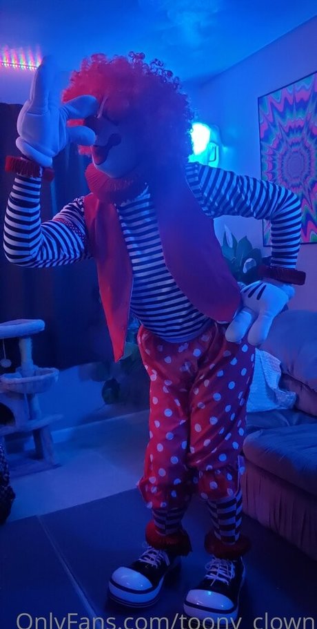 レズビアンマッサージオンリーファンズ 無料 画像