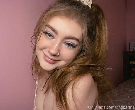 kngkarina 独占ポルノスター 写真