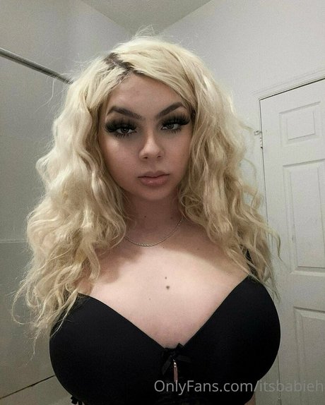 アナルアジア人オンリーファンズ セックス 画像