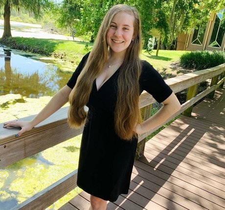 乳首 オンリーファンズ アートポルノ 写真