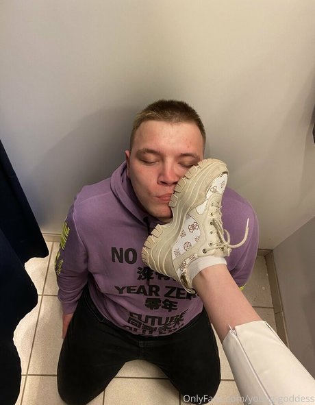 young goddess ヌードモデル 写真