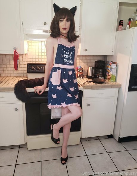 曲線美の女の子オンリーファンズ 無料ポルノ 写真