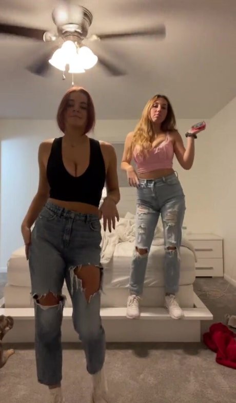 Makenna Adams かわいいスター 写真