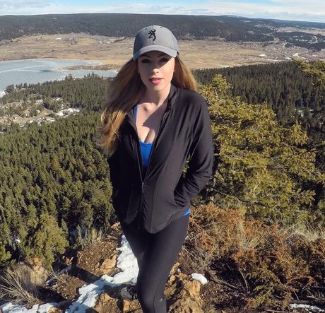 Madison Agnew ポルノスター 画像