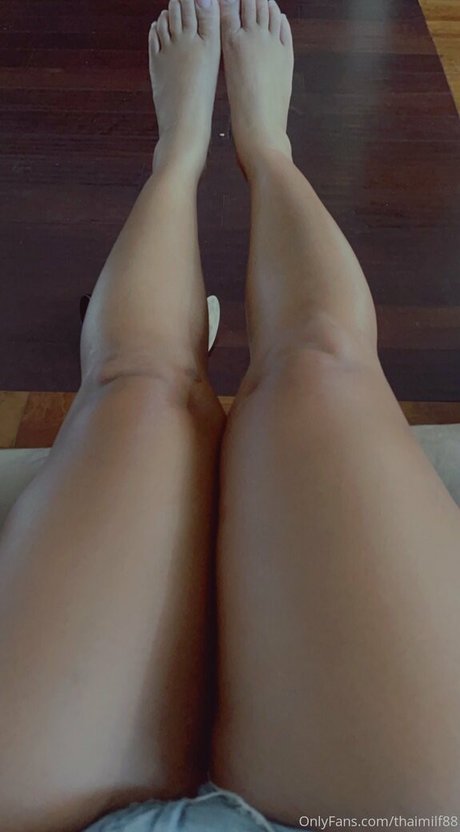 巨大ディルドオンリーファンズ ホットセクシー 写真