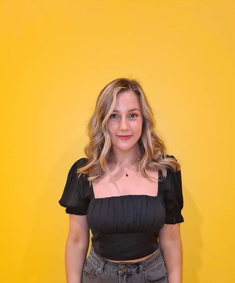 Elizabeth Height ポルノ女優 画像