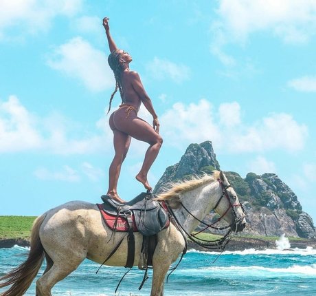 Dandara Mariana 無料モデル 画像