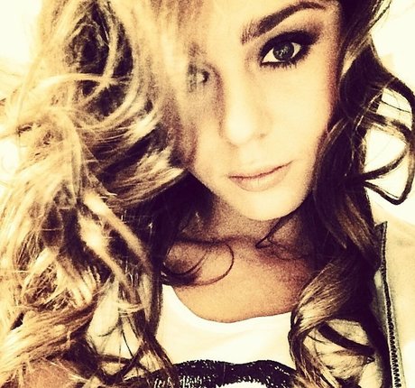 ティーンランジェリーオンリーファンズ ホット裸 画像