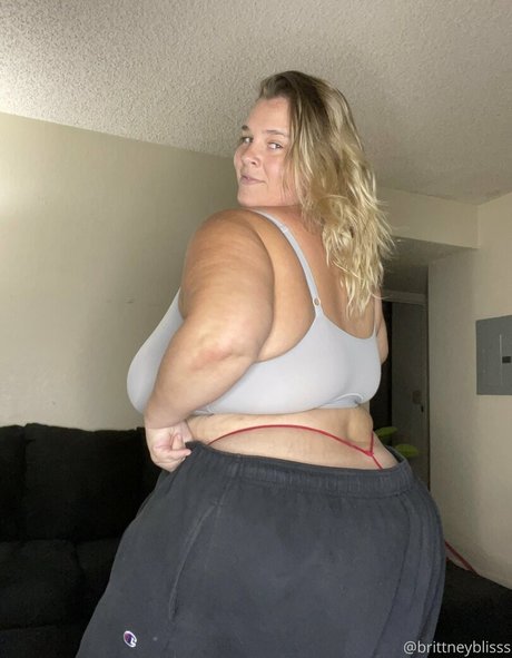 カーリーエボニーオンリーファンズ 無料ポルノ アーカイブ