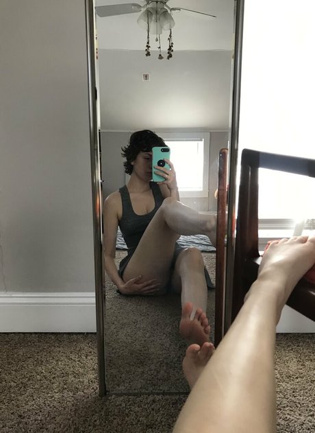 ぽっちゃりティーンオンリーファンズ えろた 写真