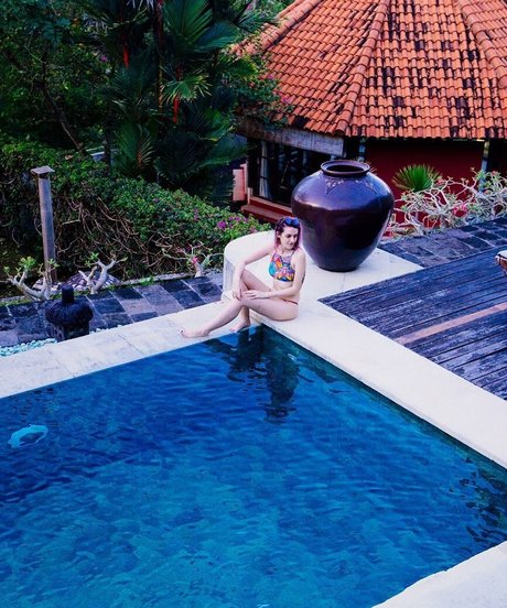 Karen Bachini 高品質女優 写真