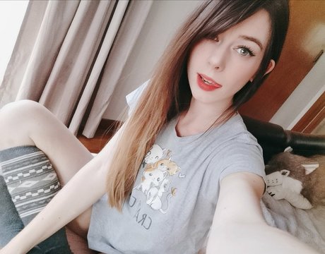 浮気ホットワイフオンリーファンズ ポルノ アーカイブ