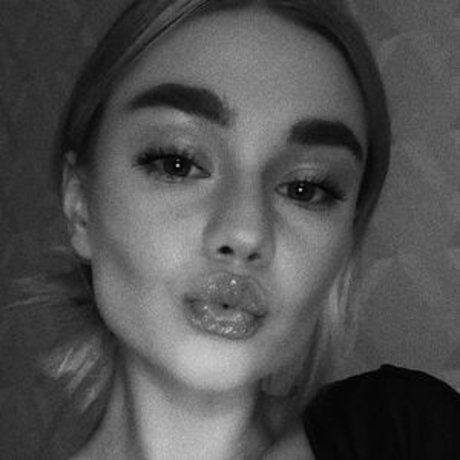 Sandy blond ホットスター 画像