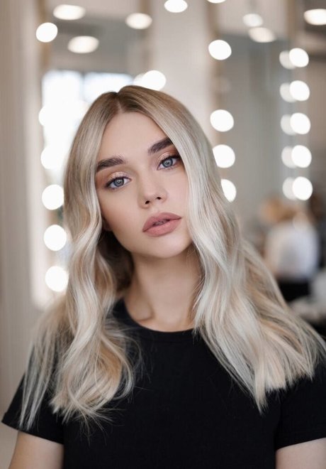 Sandy blond HDスター 写真