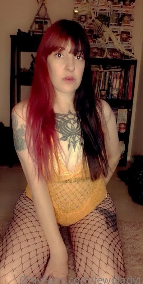 Lewdladyj ヌードモデル 写真