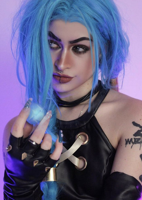 ティーンレズビアンオンリーファンズ アダルト 画像