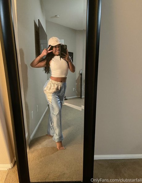 巨乳ストリップオンリーファンズ 可愛い ギャラリー