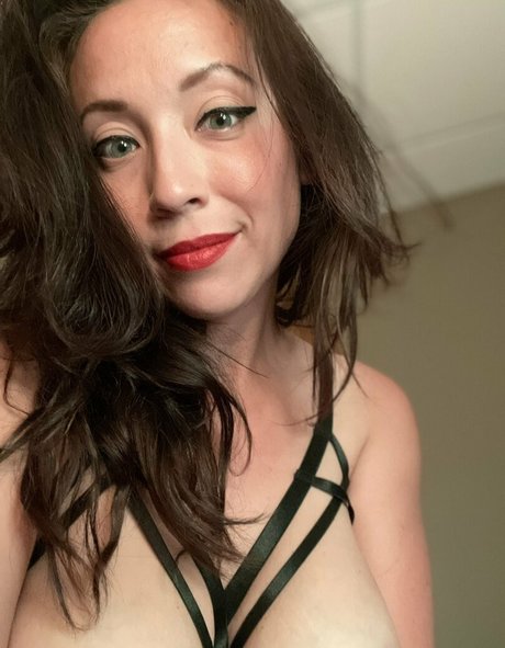 ランジェリーファックオンリーファンズ ポルノ アーカイブ