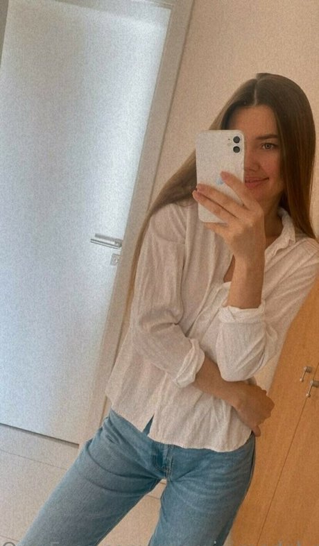 セーリングオンリーファンズ 美しい裸 画像