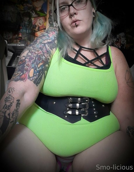 smo licious セクシーモデル 写真