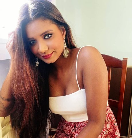 asmr 官能的なオンリーファンズ ホットセクシー 画像