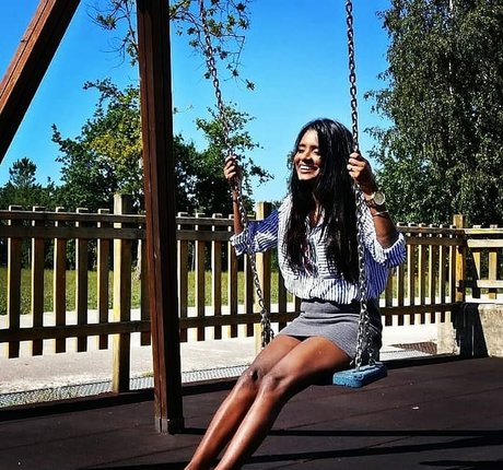 Resha Antony xxxポルノスター ギャラリー