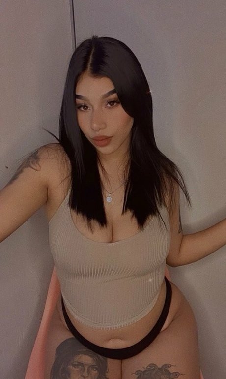 ブロンドのお尻オンリーファンズ セックス ギャラリー