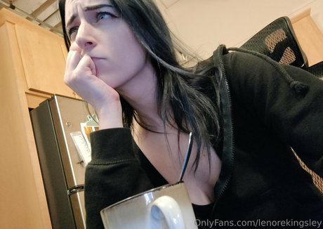 lenorekingsley XXXモデル 写真