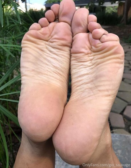 gia sauvage HDポルノスター 写真