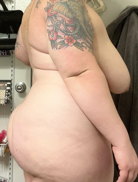 naughtynursechristine 裸のスター ギャラリー