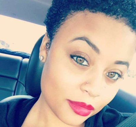 Jasmine Gunn セクシーモデル 写真