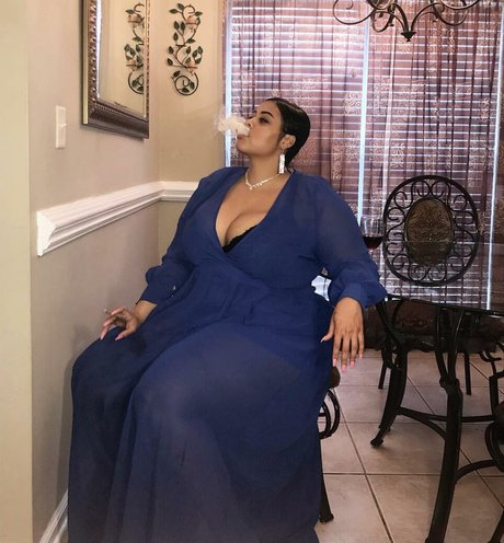 黒檀BDSMオンリーファンズ セクシーヌード アーカイブ