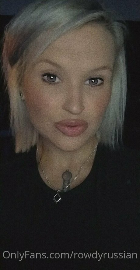 rowdyrussian ポルノモデル 写真