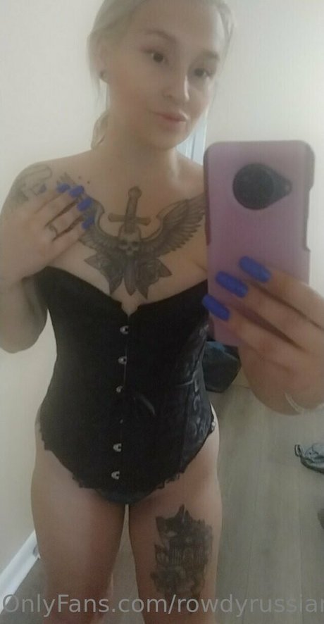 rowdyrussian ポルノ女優 写真